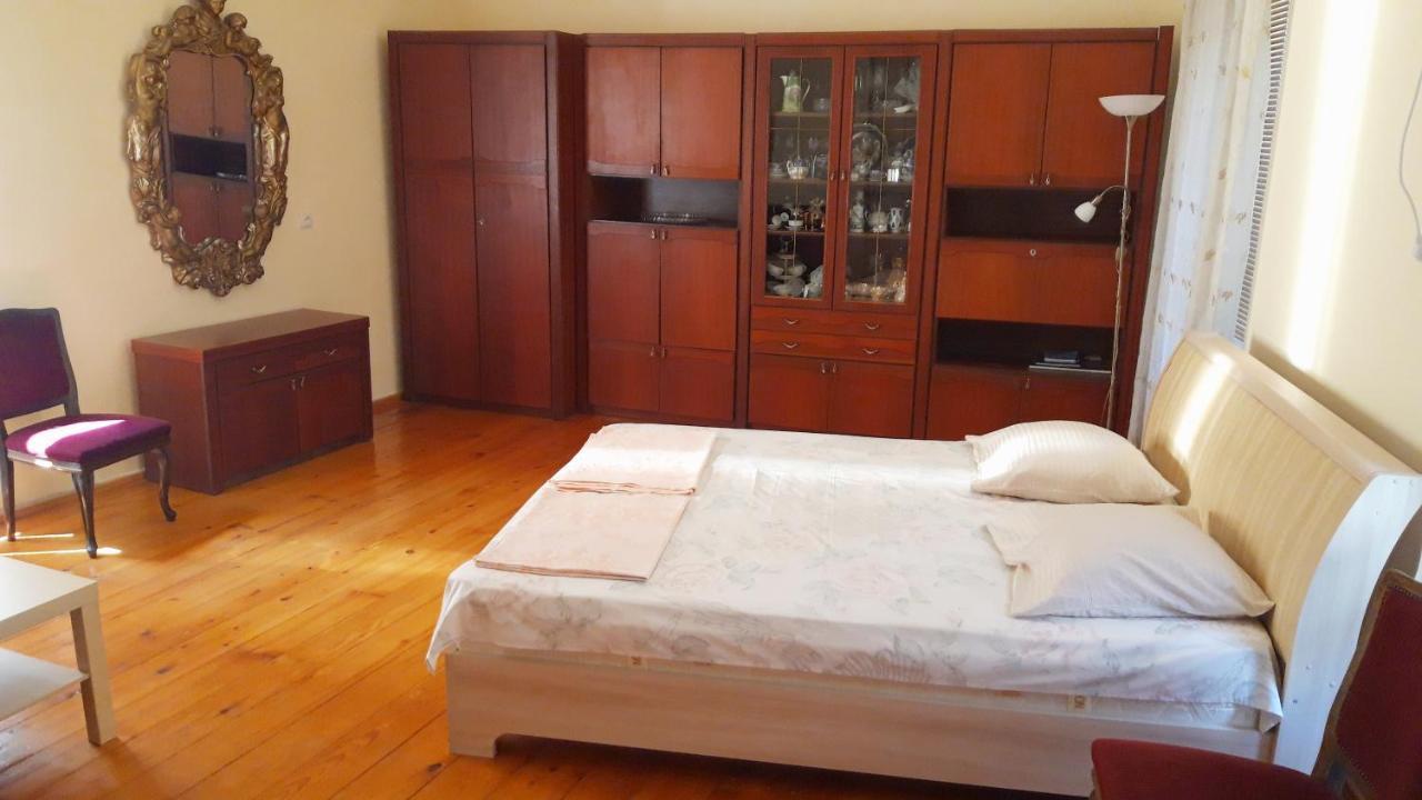 Pospolita Guest House Κουτάισι Εξωτερικό φωτογραφία