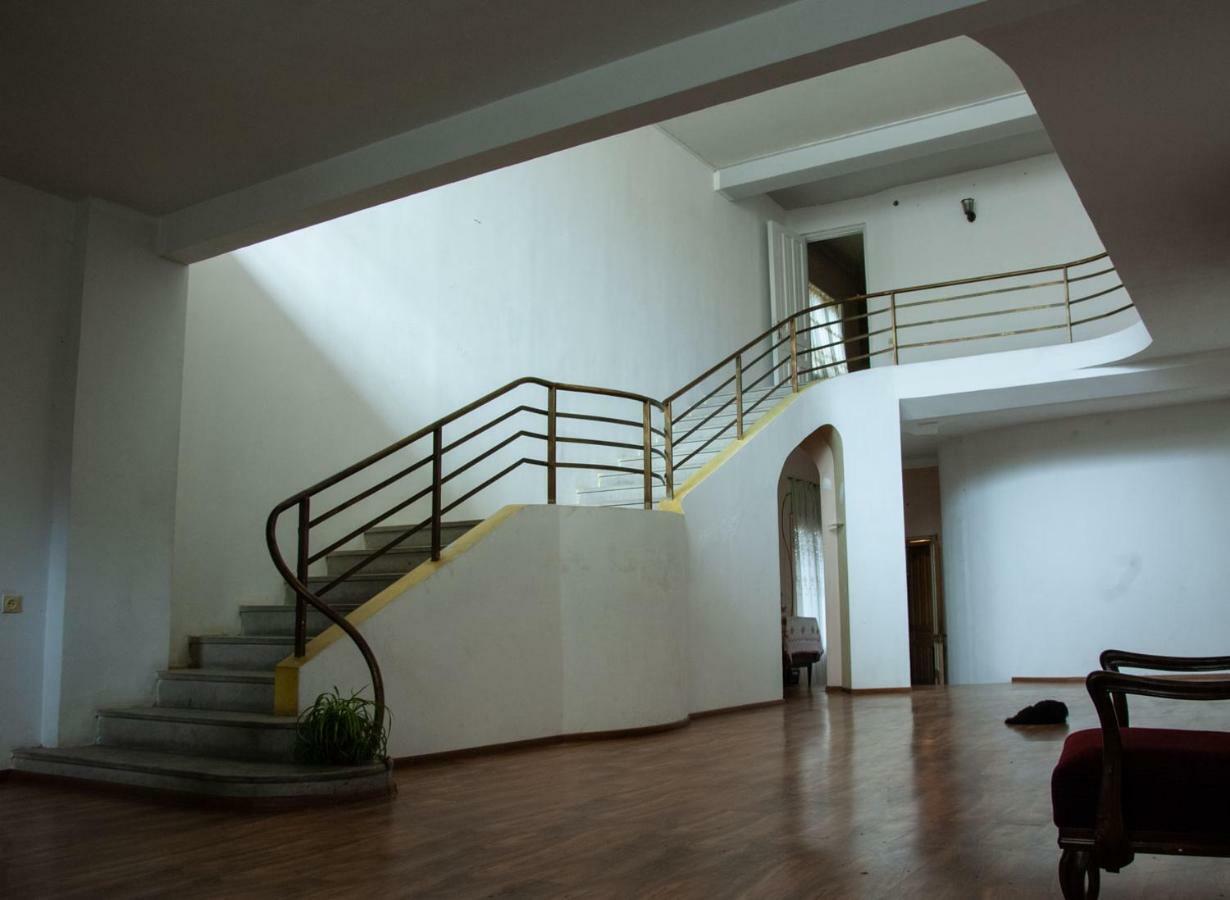 Pospolita Guest House Κουτάισι Εξωτερικό φωτογραφία