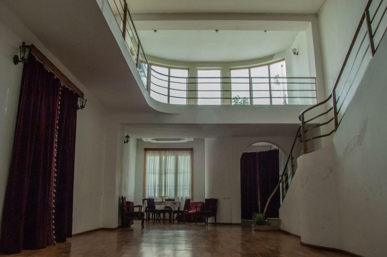 Pospolita Guest House Κουτάισι Εξωτερικό φωτογραφία